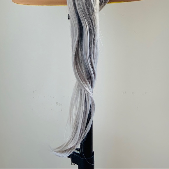 Very Pretty Long Straight Ombre Grey Oval Part Lace Front Wig - Picture 12 of 16
